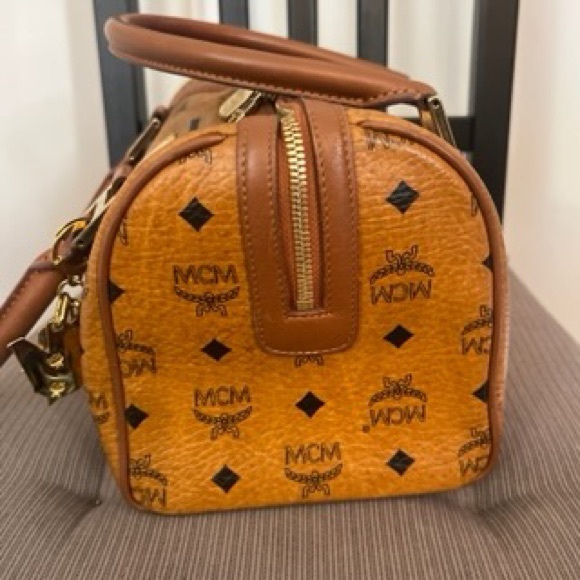 Vintage MCM Cognac Visetos Boston Doctor’s Bag Purse Double Handle Zip Pre-loved - Picture 4 of 9